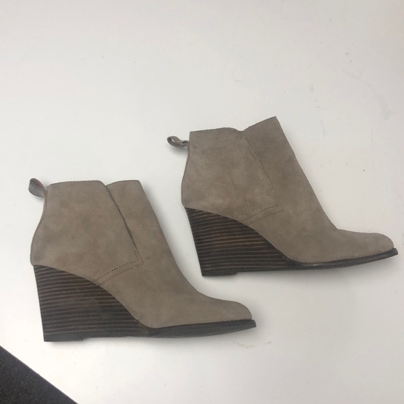 Lucky Brand wedge suede booties - Picture 4 of 8
